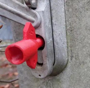 Electric (Fuse) Box Key / Klička na elektroskříň