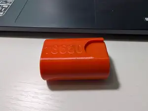 Transport and storage box for 2 x 18650 batteries