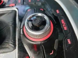 Audi Q5 center console knob