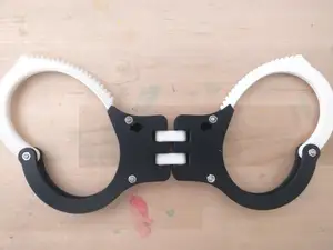 Heavy double hinge handcuffs (remix)