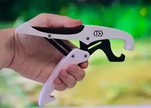 Fish Lip Gripper