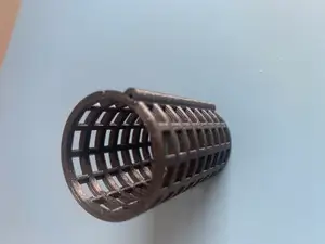 Fishing feeder basket