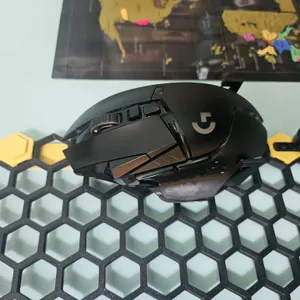 HSW Minimalist Gaming Mouse Display (With Dongle Slot)