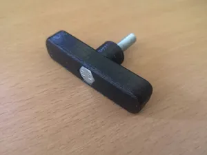 Handle fastener for Otto Bock Avantgarde