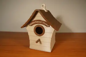 Traditional Birdhouse