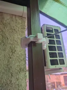 Strong quick-release square pipe clamp | Laundry wire holder mod (40mm pipe)