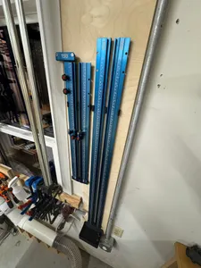 TSO Parallel Guide Rail Wall Holders Vertical