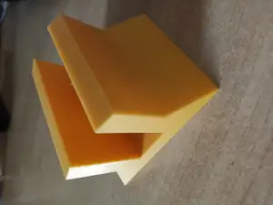 Laptop stand vertical