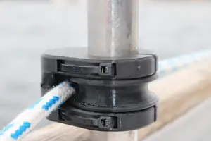 Reefing line block
