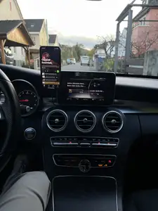 Mercedes W205 Phone Mount on Center Screen