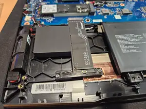 SSD holder for MSI Katana 17 notebook