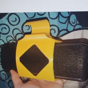 SONY - srs-xb32 3d -HOLDER FOR SHOWER