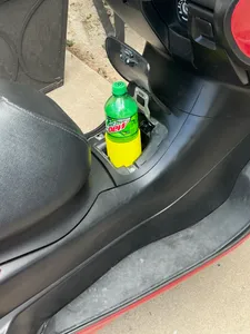 Cup Holder for Majesty 400