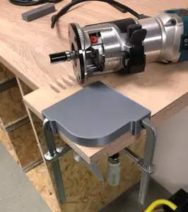 Router Jig Trimming Radius