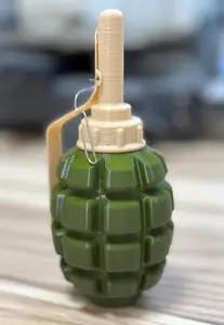 Grenade F1