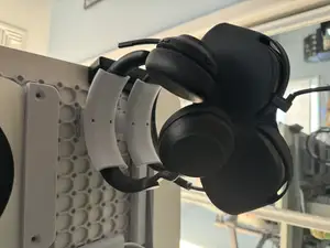 Underware - AirPods Max/Headphone Hanger