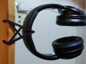 Hanging Headphones stand!
