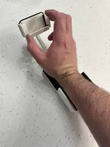 Adaptive One-Hand Phone Holder