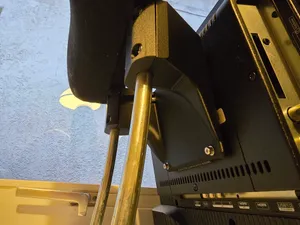 Vesa 100x100 Halterung für Mercedes Vito Kopfstütze