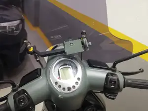 quadlock compatible phone holder for motorcycle (peugeot django)