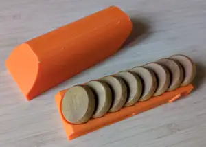 Crokinole Disc Rack with Snap Locking Lid