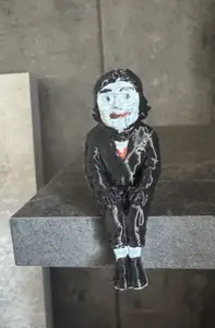 SITTING DOLLMAN FROM DEATH STRANDING 2