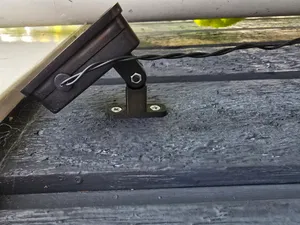 Solar lamp wall bracket