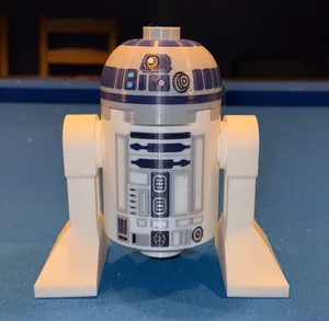 Star Wars R2-D2 Brick MegaFigure (5:1 Scale)