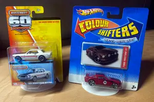 Hot Wheels, Matchbox etc. Display Stand (LONG cards)
