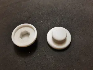 Krytka matice M6 s velkou podložkou / M6 nut cap with large washer