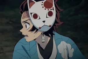 Tanjiro's kitsune/fox mask demon slayer