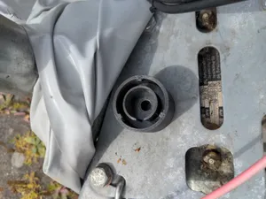 magnetic 13-pin trailer plug cap/holder