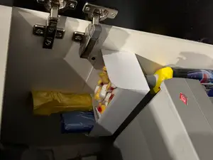 Zásobník na odpadkové pytle a kapsle do myčky / Garbage bags and dishwasher capsules dispenser