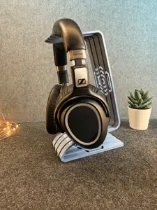 Spider Headphone Stand
