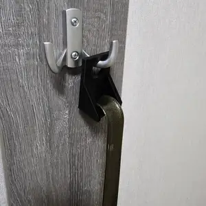 Hook to hanger adapter