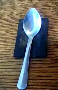 Play spoon stand
