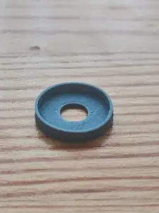Unmatched bottom disc