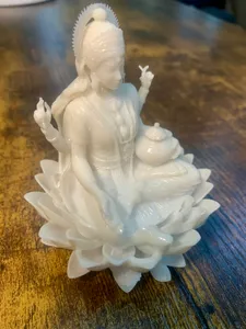 HINDU GODDESS LAKSHMI