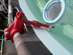 Bestway Steel-Frame Pool Skimmer-Halterung (für Ovalgestänge mit den Maßen 47x32)