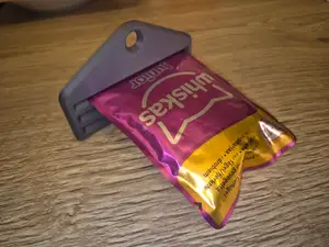 Cat Food Squeezer – Zero Waste, Clean & Easy (3D Printable)