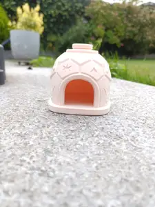 Dungeon Dome for Spiders, Geckos & other Sneaky Noodles