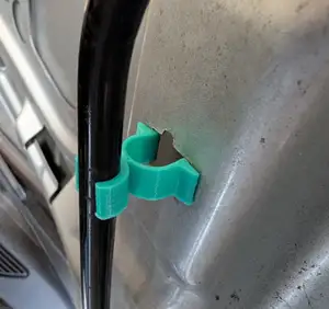 6Y0823397A - Clip Motorhaubenstütze Skoda Fabia II