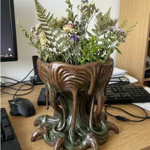 Organic Melting Planter | Abstract Fluid Vase