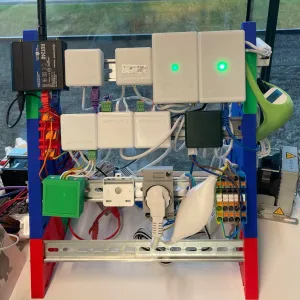 Stackable Din-Rail holder V2