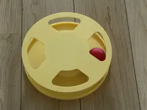 Cat Ball Spinner toy