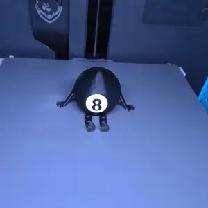 Flexi 8-Ball Buddy