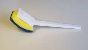 Brush for cleaning pots and pans "Honey I'll wash tonight"
