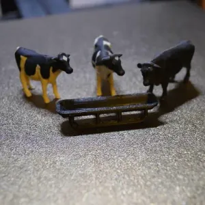1/64 scale feed bunk