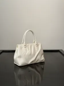 丝绸包