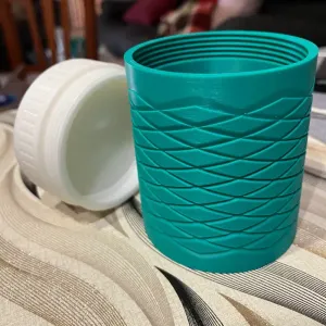 Circular 3D Container